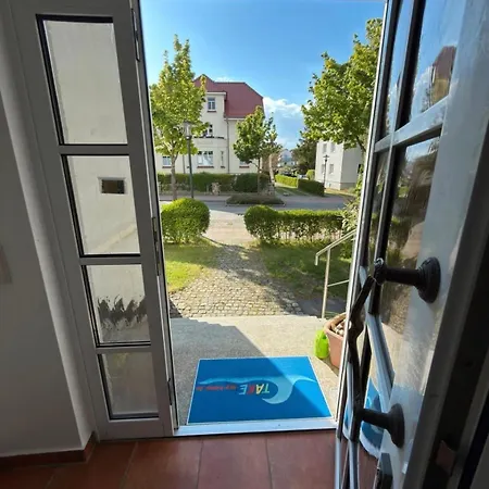 Sonnige 3-zi-ferienwohnung Im Herzen Kuehlungsborns Кюлунгсборн